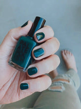Load image into Gallery viewer, Nori Nail Polish