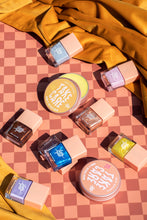 Load image into Gallery viewer, Glam & Grace - Non-Toxic Nail Polish - Bubble Gum