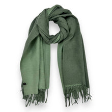 Load image into Gallery viewer, Reversible two tone coloured plain cashmere blend scarf