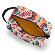 Load image into Gallery viewer, Box Zip Otomi Ivory
