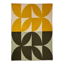Load image into Gallery viewer, London Scarves - Retro print on cashmere blend scarf finished with fringes: Gray