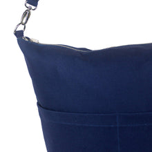 Load image into Gallery viewer, Aria Reversible Messenger: Broad Stripes