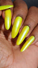 Load image into Gallery viewer, Glam & Grace - Non-Toxic Nail Polish - Highlight