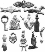 Load image into Gallery viewer, Vintage Milagros, Mexico
