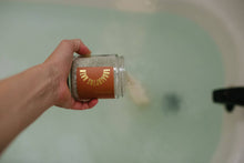 Load image into Gallery viewer, EUCALYPTUS BATH