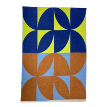 Load image into Gallery viewer, London Scarves - Retro print on cashmere blend scarf finished with fringes: Pistacio