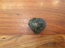 Load image into Gallery viewer, Labradorite