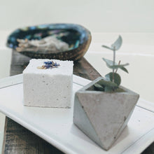 Load image into Gallery viewer, Herbal-Infused Eucalyptus + Corn Flower Bath Bomb