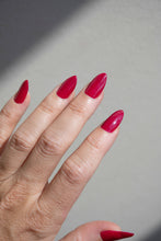 Load image into Gallery viewer, Glam & Grace - Nail Polish - Passion