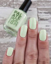 Load image into Gallery viewer, Sweet Mint Nail Polish