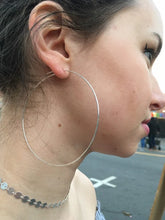 Load image into Gallery viewer, Classic Lightweight Hoops