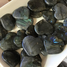 Load image into Gallery viewer, Labradorite