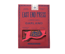 Load image into Gallery viewer, East End Press - REINDEERS SEWN GARLAND
