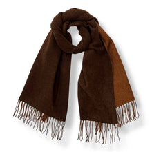 Load image into Gallery viewer, London Scarves - Reversible two tone coloured plain cashmere blend scarf: Brown
