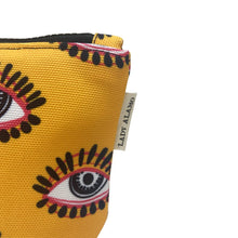 Load image into Gallery viewer, Little Zip: Golden Eye
