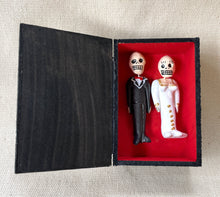 Load image into Gallery viewer, Eternal Love Day of Dead, Mexico
