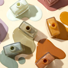 Load image into Gallery viewer, Glam &amp; Grace - Non-Toxic Nail Polish - Mint
