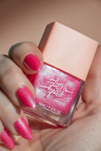 Load image into Gallery viewer, Glam &amp; Grace - Non-Toxic Nail Polish - Manifest
