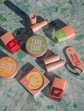 Load image into Gallery viewer, Glam &amp; Grace - Non-Toxic Nail Polish - Crimson

