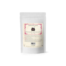 Load image into Gallery viewer, Soap Cauldron - Bath Salt Soak Gravenstein Apple &amp; Clove: Small
