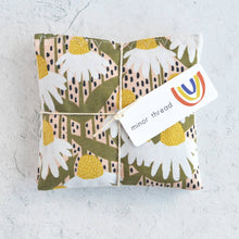 Load image into Gallery viewer, Minor Thread - Lavender Sachet Bundle in White Coneflower
