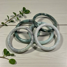 Load image into Gallery viewer, Earths Elements Wholesale - Bracelet - Burmese Jade Bangle, 6mm
