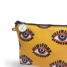 Load image into Gallery viewer, Little Zip: Golden Eye
