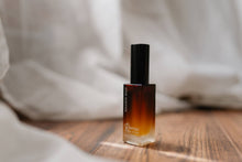 Load image into Gallery viewer, Soulistic Root - Essential Oils &amp; Self Care Gifts - Renew Hydrating Facial Serum – Hyaluronic Acid + Vitamin C
