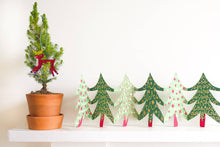 Load image into Gallery viewer, Christmas Trees Concertina Garland
