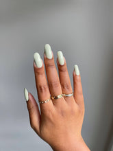 Load image into Gallery viewer, Glam &amp; Grace - Non-Toxic Nail Polish - Mint
