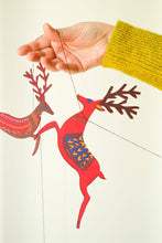 Load image into Gallery viewer, East End Press - REINDEERS SEWN GARLAND
