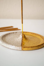 Load image into Gallery viewer, Ceramic Incense Holder - Color Block: Beige
