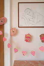 Load image into Gallery viewer, East End Press - SWEET HEARTS SEWN GARLAND

