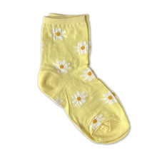 Load image into Gallery viewer, Flower Power Socks
