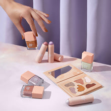 Load image into Gallery viewer, Glam &amp; Grace - Non-Toxic Nail Polish - Mint
