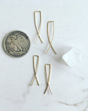 Load image into Gallery viewer, Twist Earrings Modern Minimalist Threaders in Gold, Silver or Rose Gold
