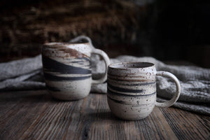 Speckled marbled stoneware -  mug with handle